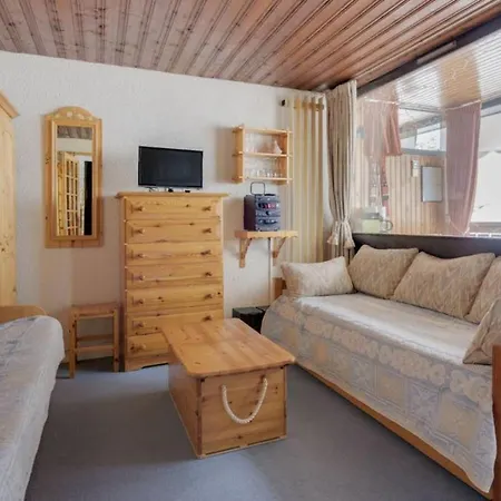 Apt Near The Slopes In * Val Thorens